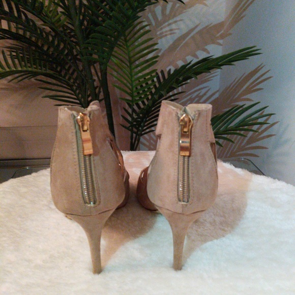 Poti Pati Heels - Picture 3 of 3